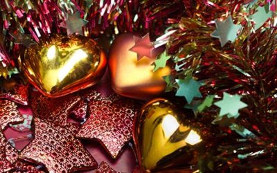 Red Stars And Golden Hearts Christmas Decorations