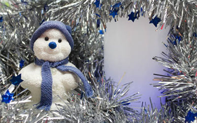 Snowman With White Lamp And Christmas Silver Chain